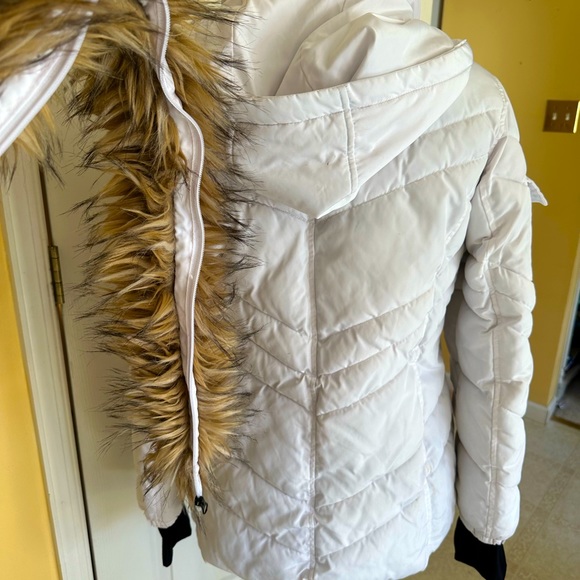 Women’s Steve Madden hooded white fur hooded ski jacket coat L - Picture 6 of 7